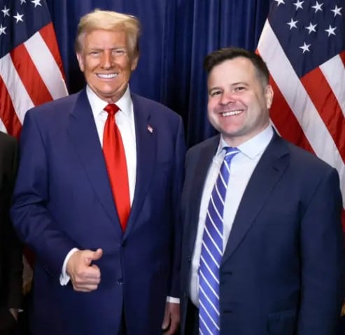 Pulte Trump pump my bags Blank Meme Template