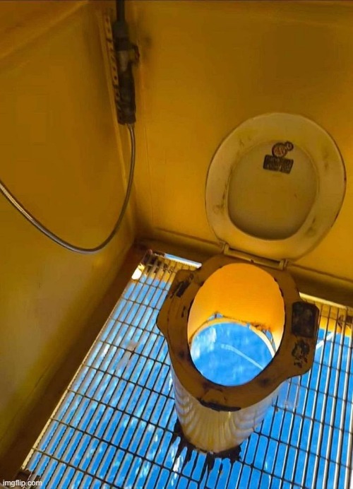 i hate this image. i hate heights. hate. hate. hate. hate. | image tagged in what | made w/ Imgflip meme maker