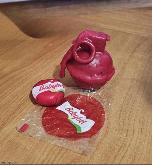 grenade | image tagged in what | made w/ Imgflip meme maker