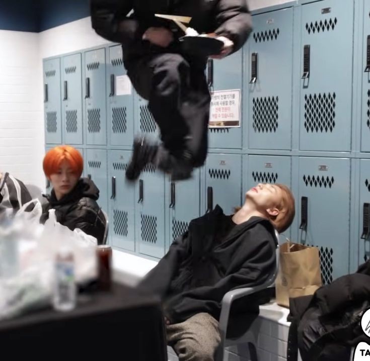 Chan jumping Blank Meme Template