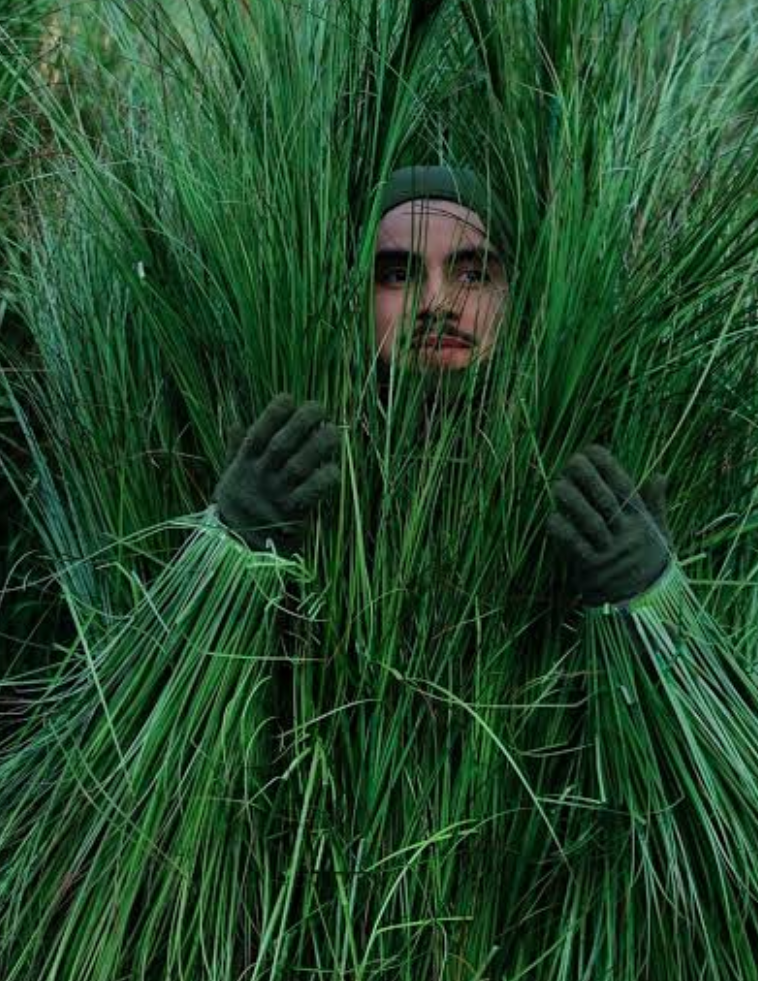 Grassman Blank Meme Template