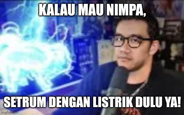 KALAU MAU NIMPA, SETRUM DENGAN LISTRIK DULU YA! | image tagged in memes,dog,shocked | made w/ Imgflip meme maker