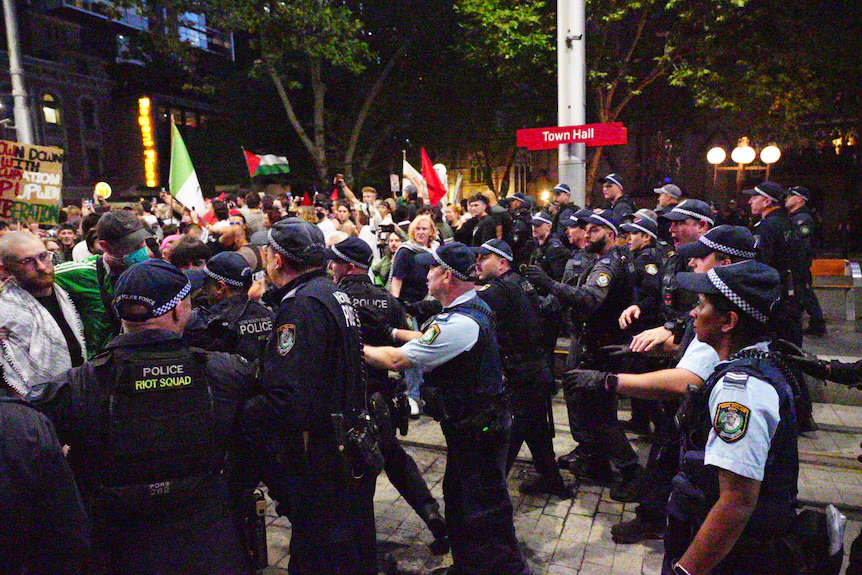 nsw police make israeli president feel at home Blank Meme Template