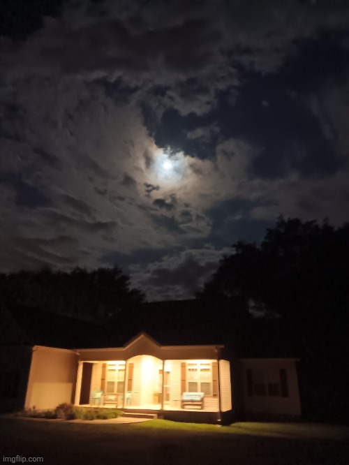 Took this at 4:25am today while i was on my morning run | image tagged in night | made w/ Imgflip meme maker