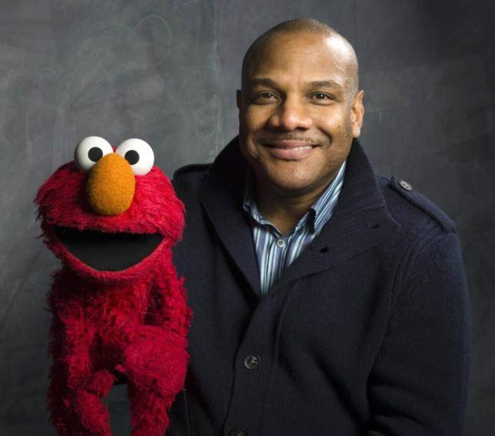 Elmolester Blank Meme Template