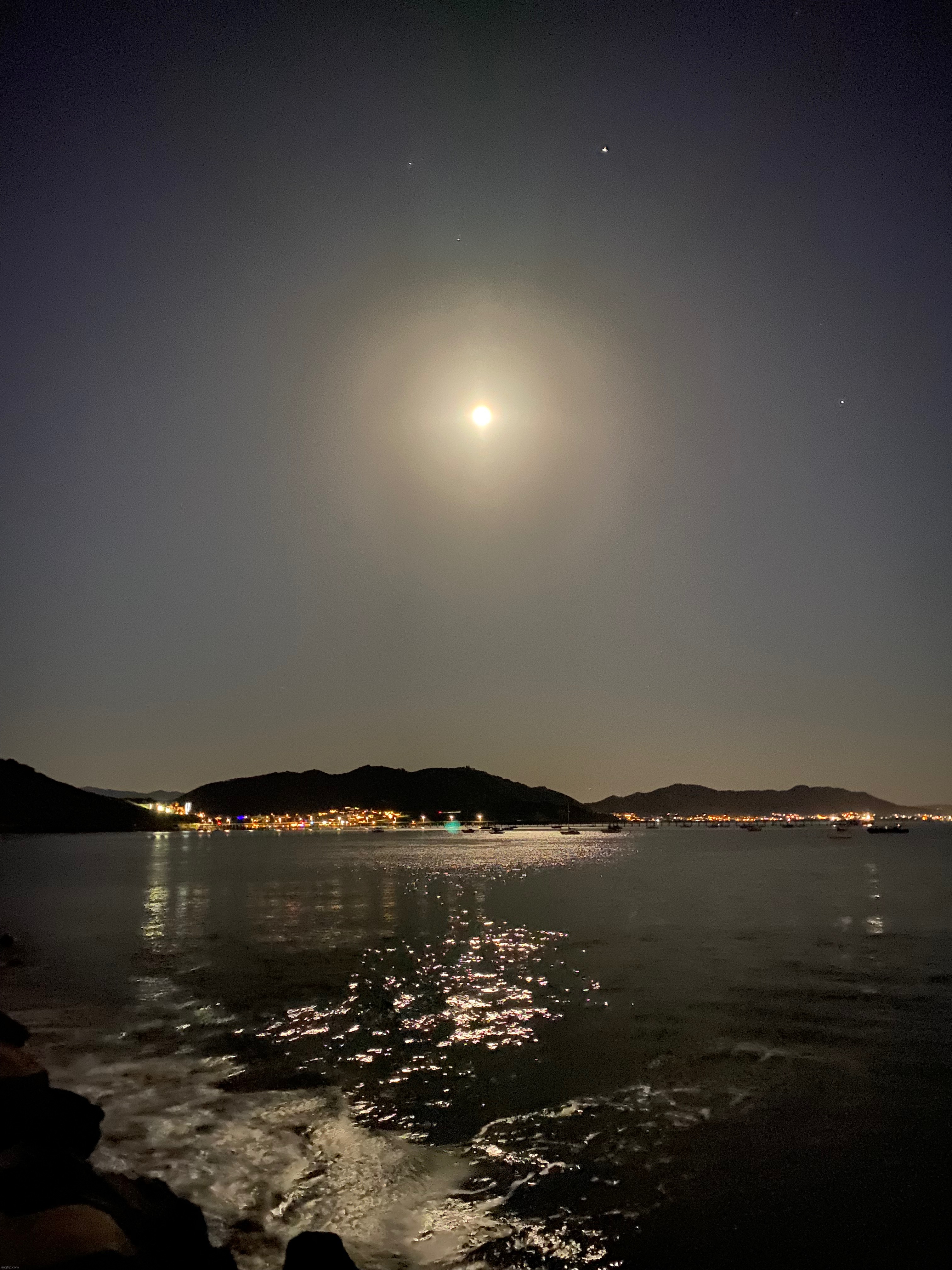 moonlight night | image tagged in picture,so pretty,moonlight | made w/ Imgflip meme maker