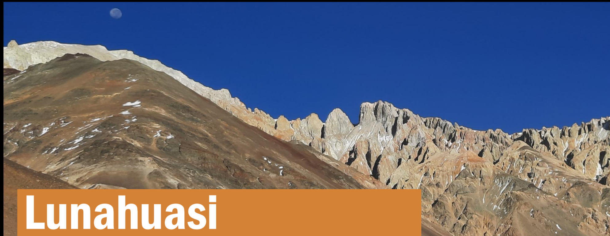 Lunahuasi Blank Meme Template