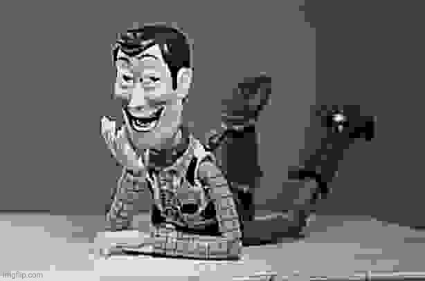 DON'T FORGET. YOUR FRIENDS ARE ALWAYS WITH YOU. INSIDE. | image tagged in creepy woody | made w/ Imgflip meme maker