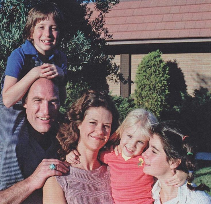 Poltergeist Family Blank Meme Template