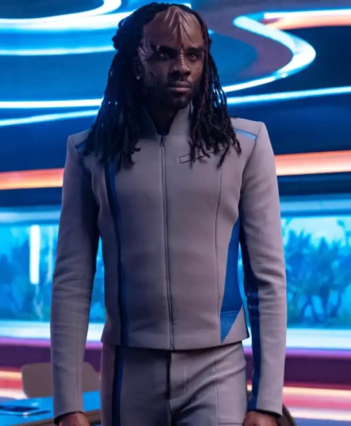 The First Queenong Blank Meme Template