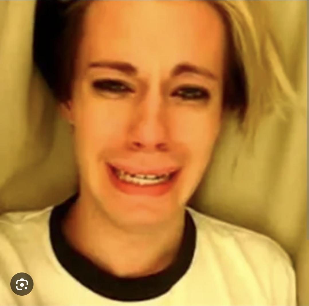 Readme_alone Blank Meme Template