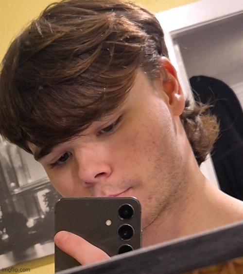 I shave d :> | made w/ Imgflip meme maker