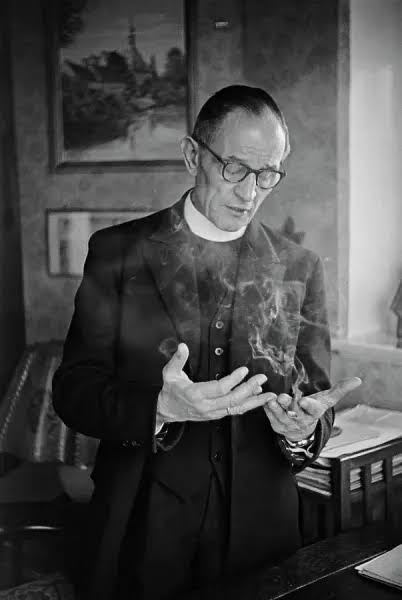 High Quality Reverend Martin Niemœller Blank Meme Template