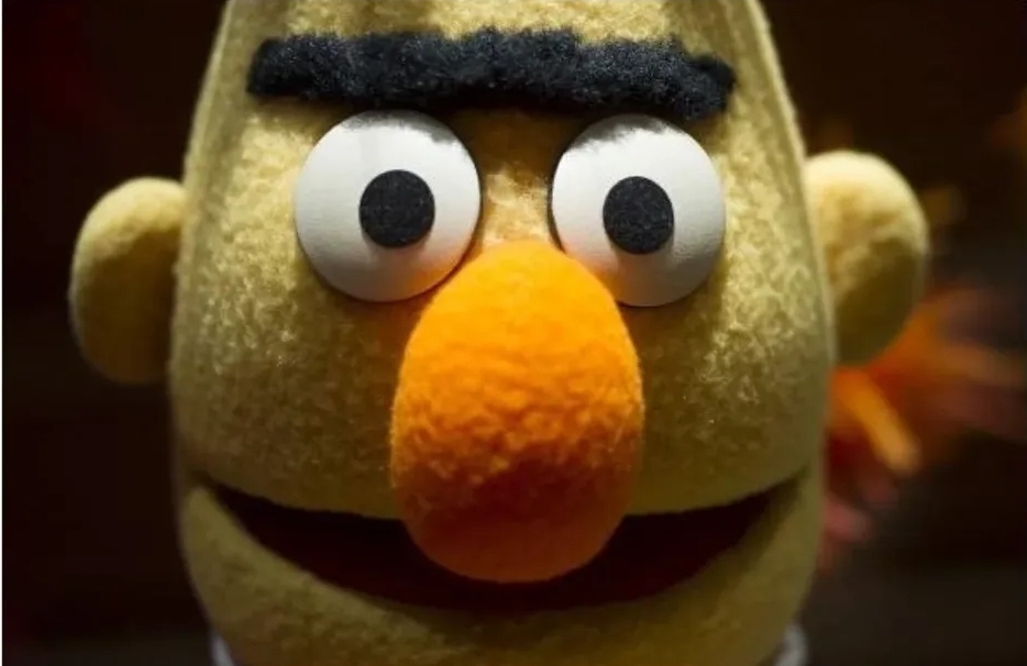 Bernie explains Blank Meme Template