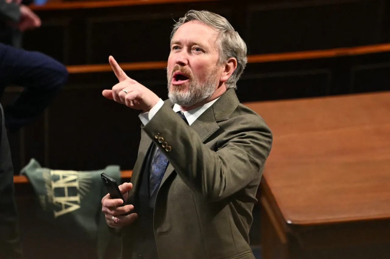 High Quality Thomas Massie Blank Meme Template