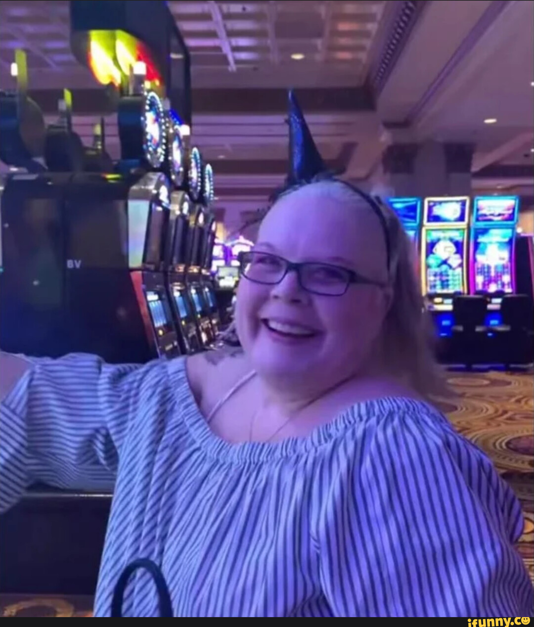 Casino Julie Lafferty-Pagano Casino Gals S1e4 Blank Meme Template