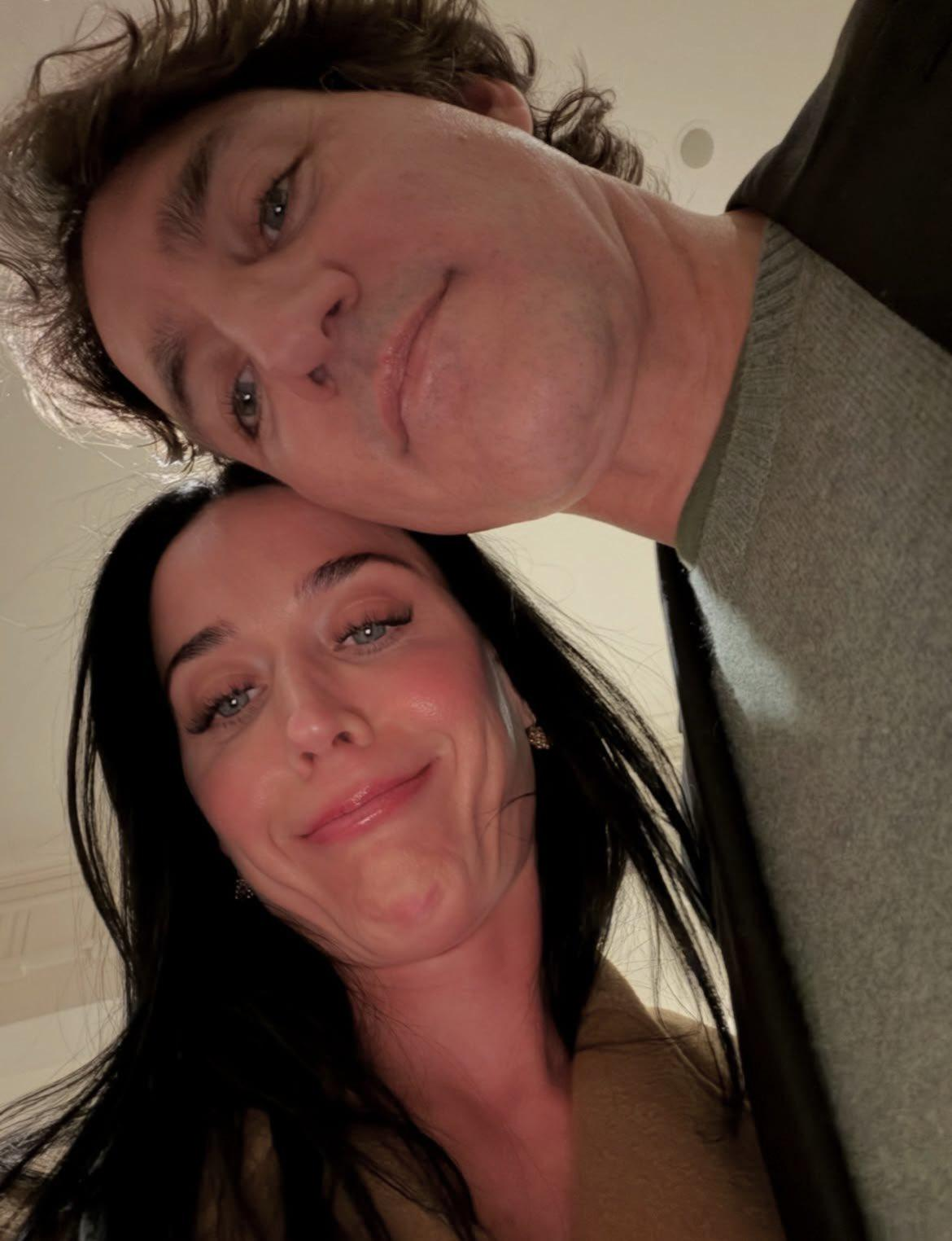 TrudeauPerry Blank Meme Template