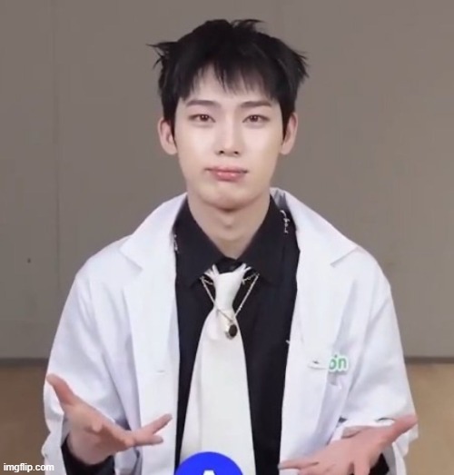 6 7 | image tagged in 6 7 | made w/ Imgflip meme maker