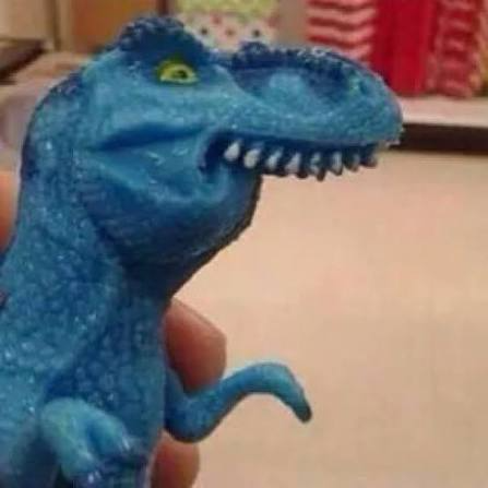 Dinosaurio mellado Blank Meme Template