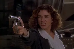 Einhorn Ace Ventura Gun Blank Meme Template