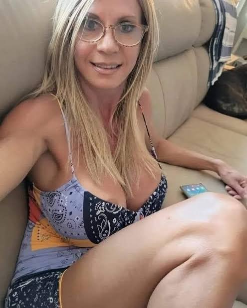 Milfy friend's mother Blank Meme Template