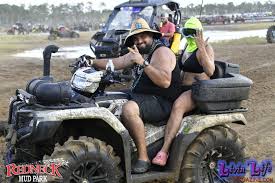 Redneck couple Blank Meme Template