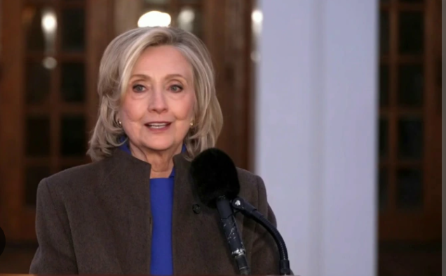 Hillary Heart Throb I'm in Love Blank Meme Template