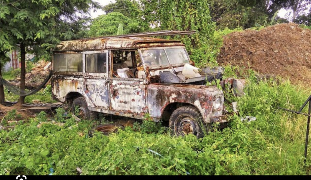 Dead Landrover Blank Meme Template