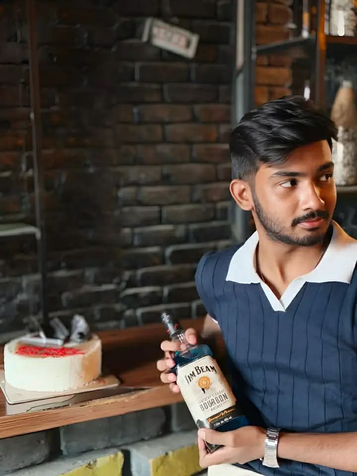 Malkhor shahmagi, ondho bimpi chuda Blank Meme Template