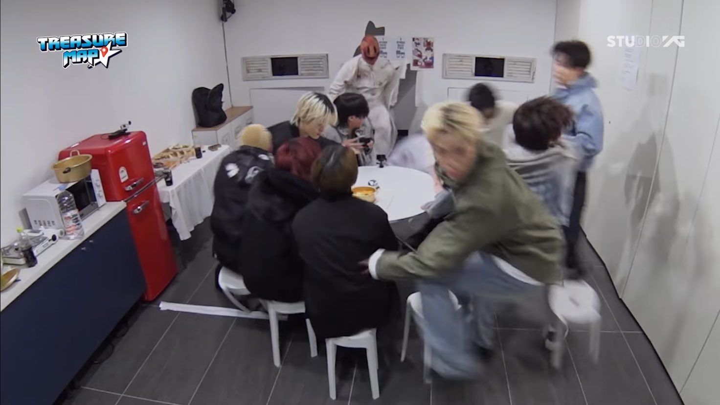 Funny dude Blank Meme Template