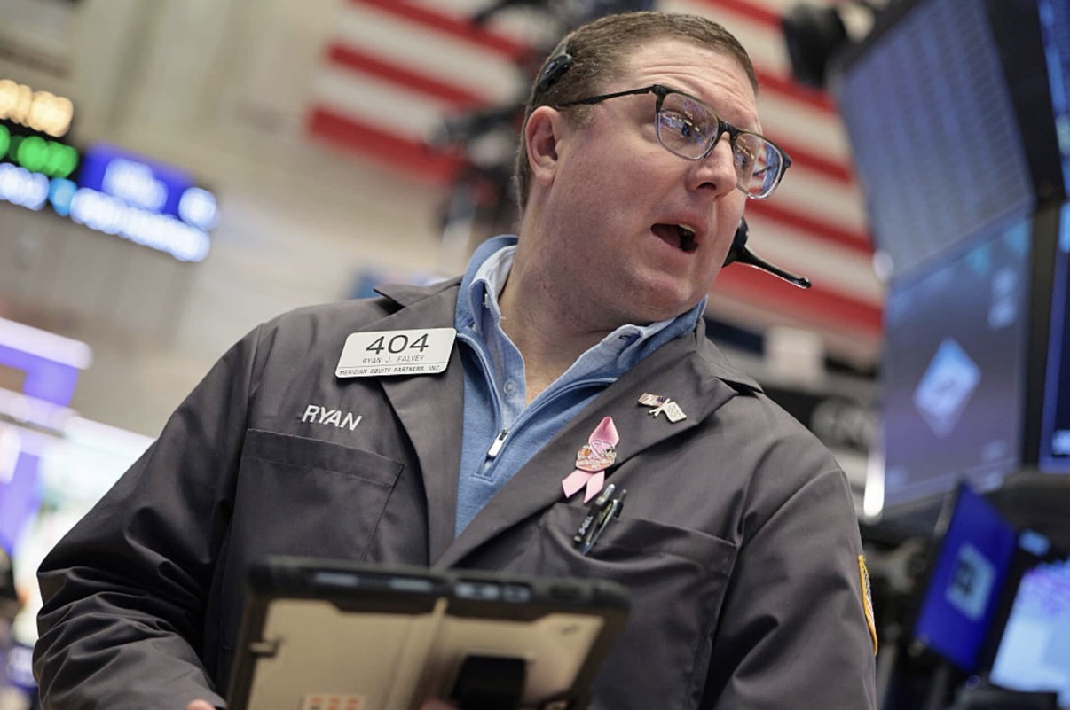 StonkPanik Blank Meme Template