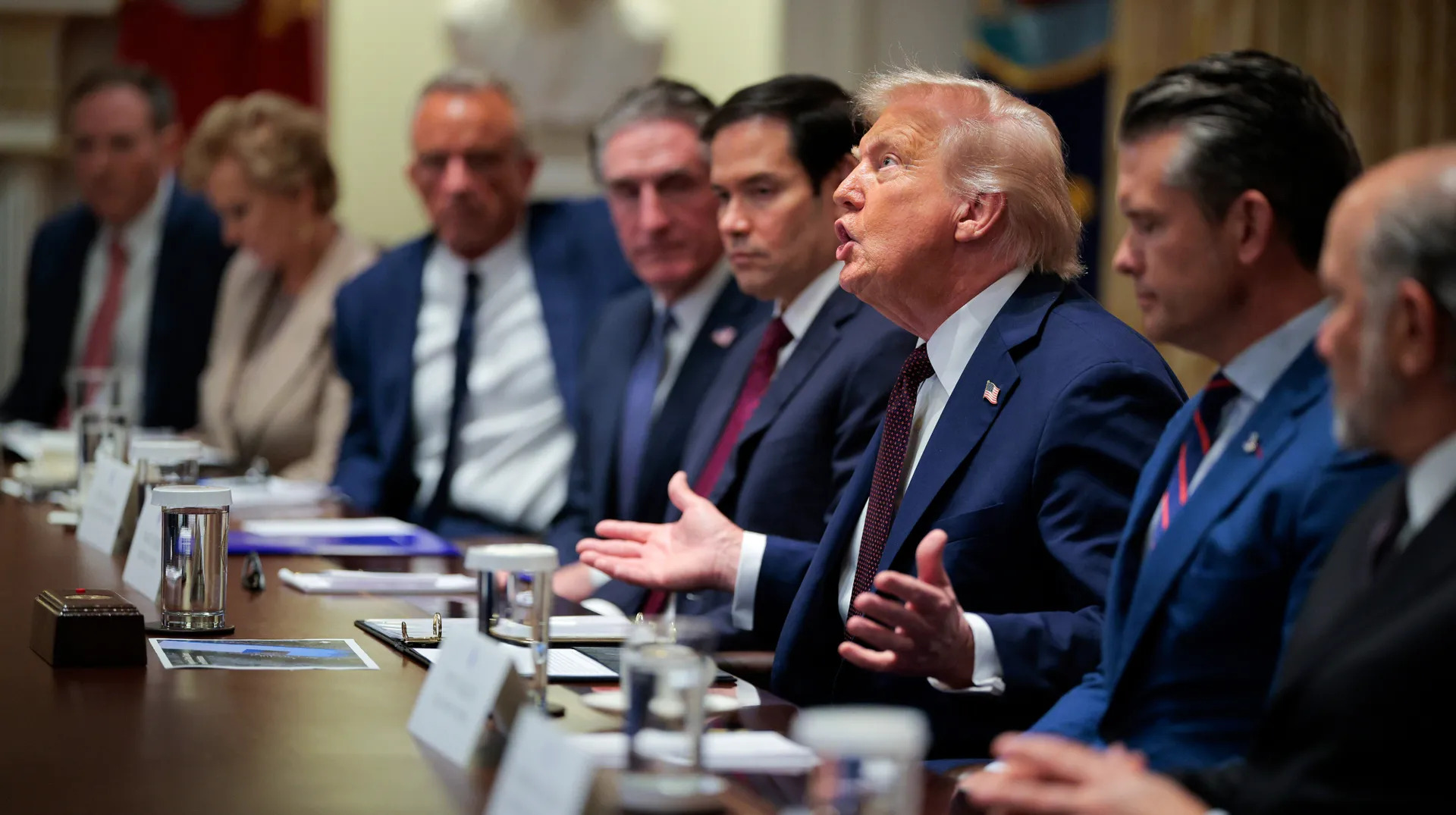 losers trump Blank Meme Template