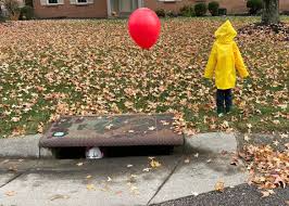 Pennywise REd Balloon sewer Blank Meme Template
