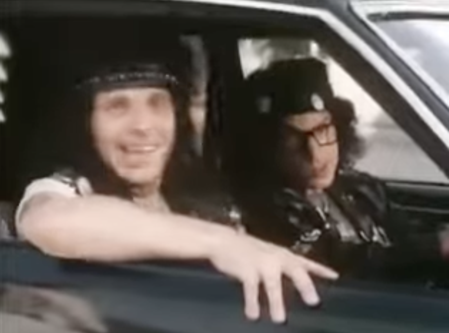 Ding et Dong cascade Blank Meme Template