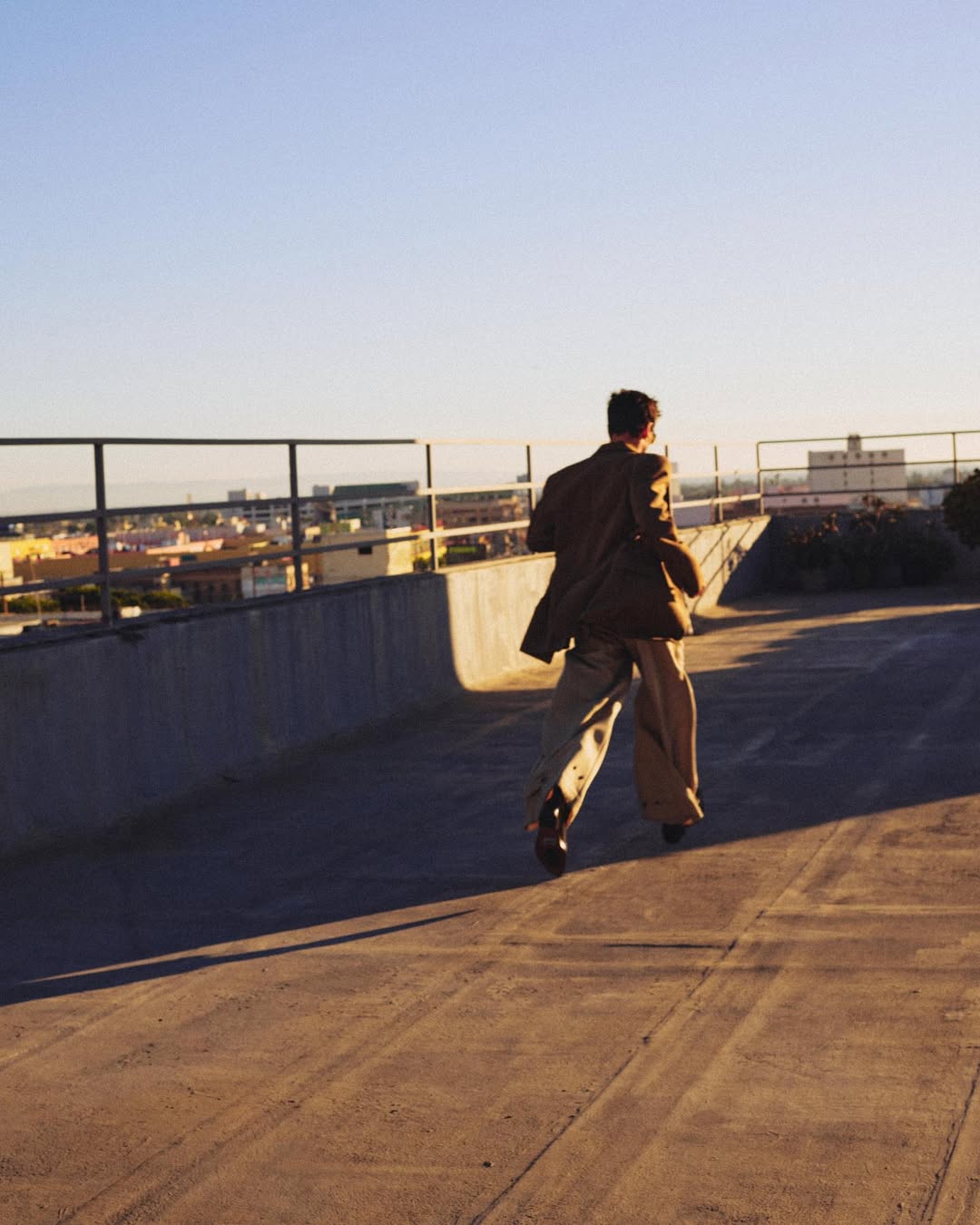 Runningçois Blank Meme Template