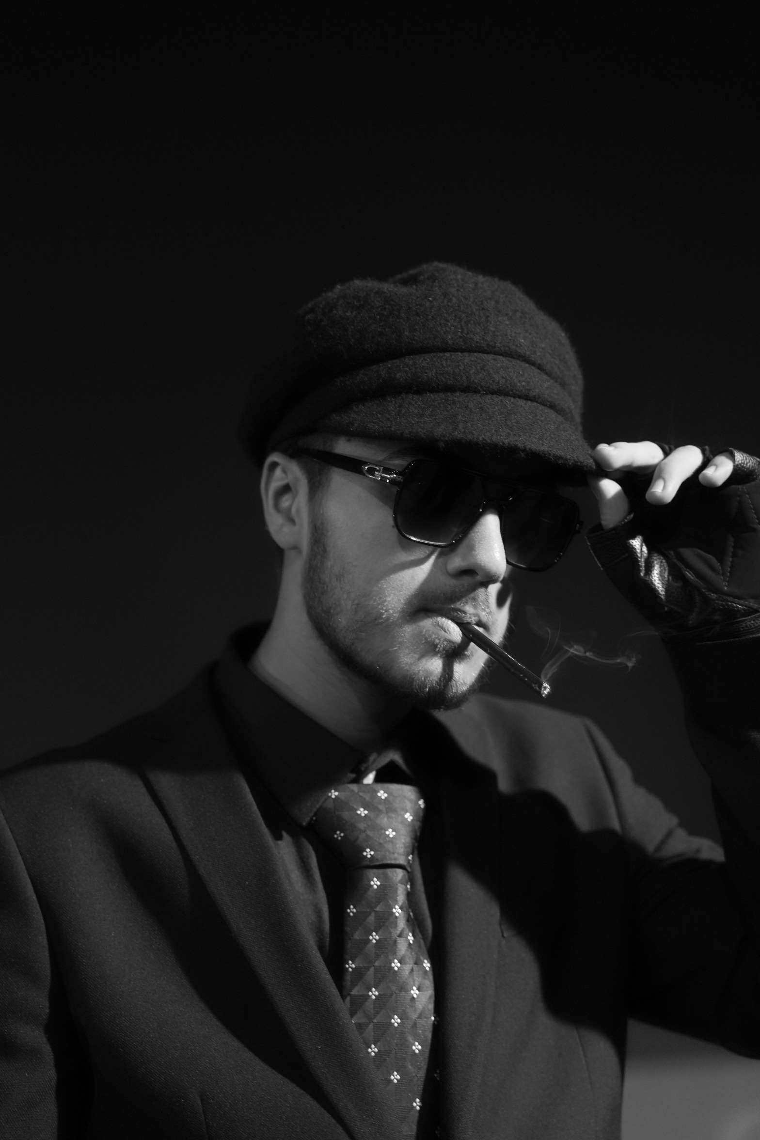 Bustable Picture Blank Meme Template