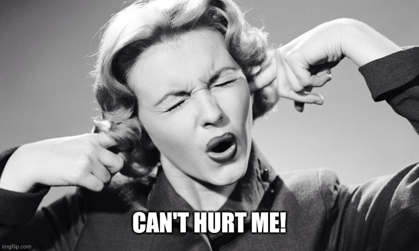 Christians in science class | Can't hurt me! | image tagged in christians in science class | made w/ Imgflip meme maker