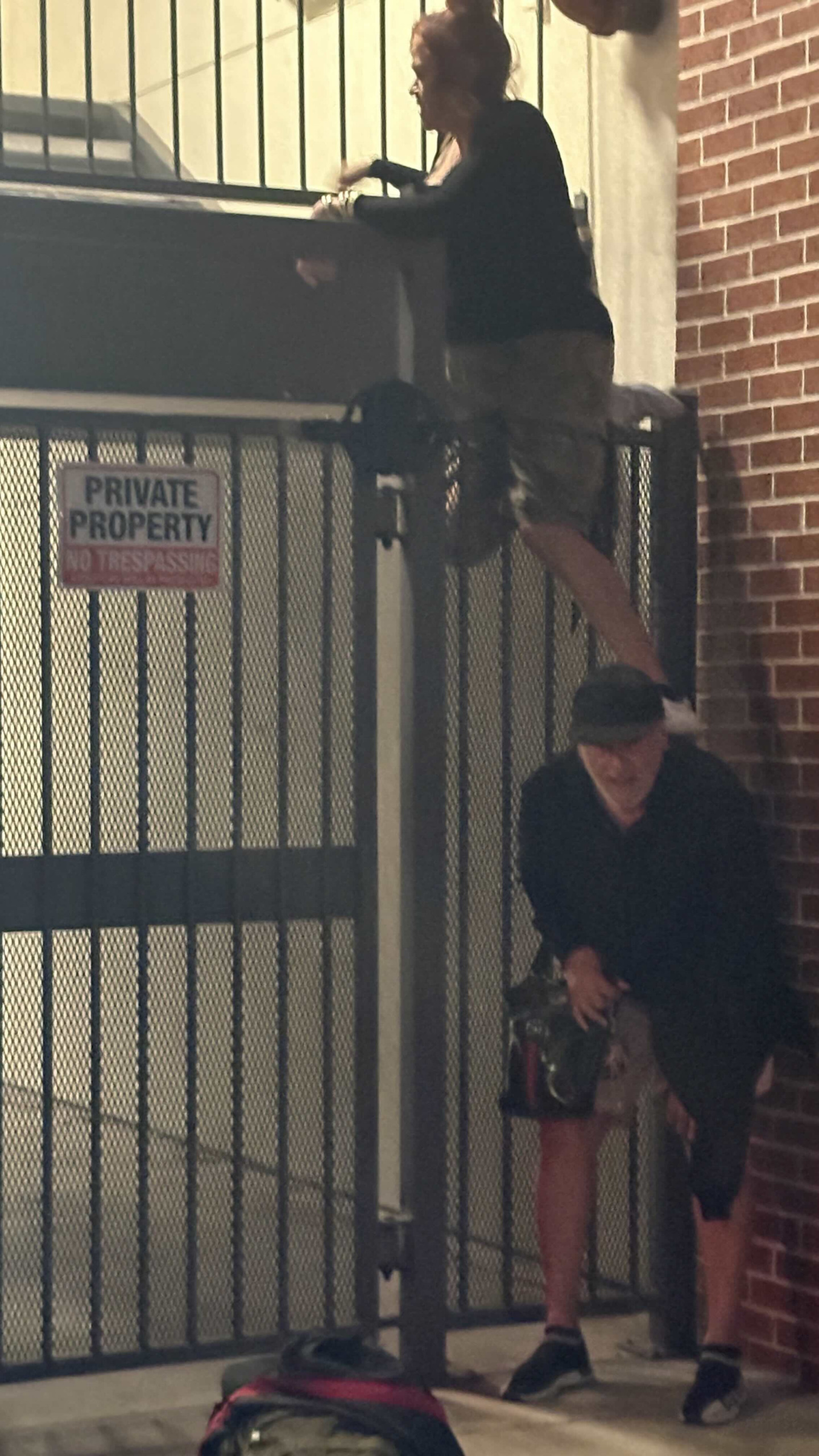 Airbnb Checkout 11am Blank Meme Template