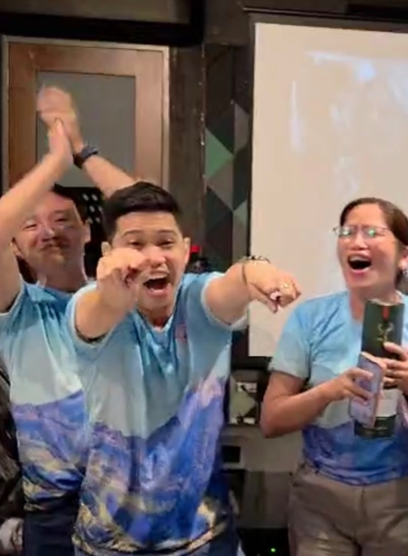 pointing Blank Meme Template