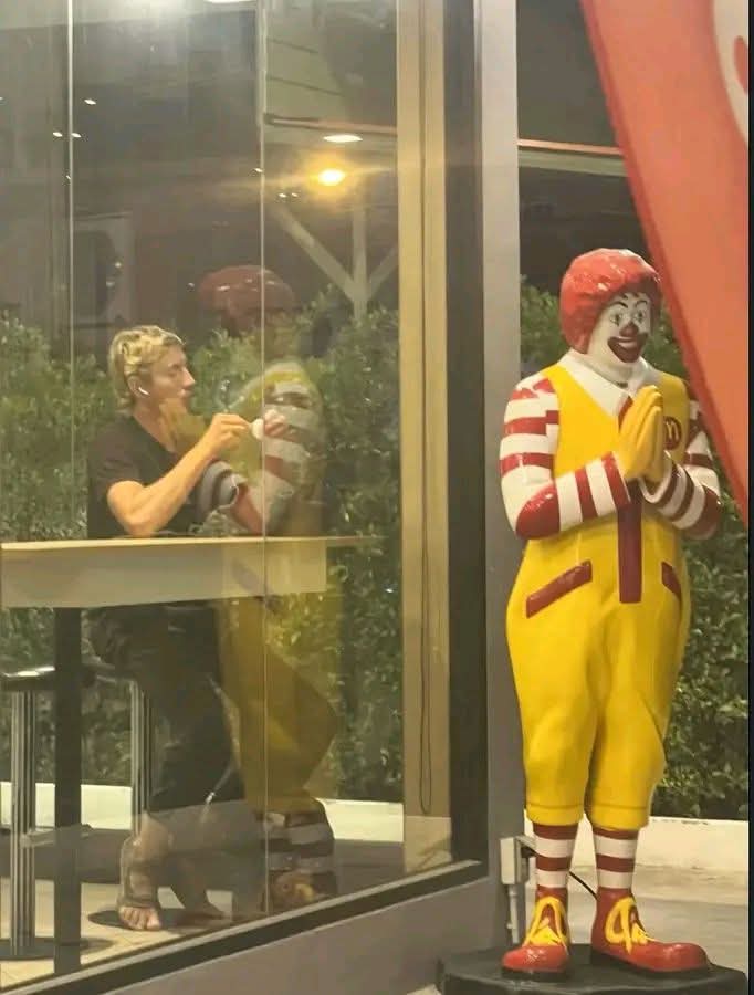 Ronald McDonald good and evil Blank Meme Template