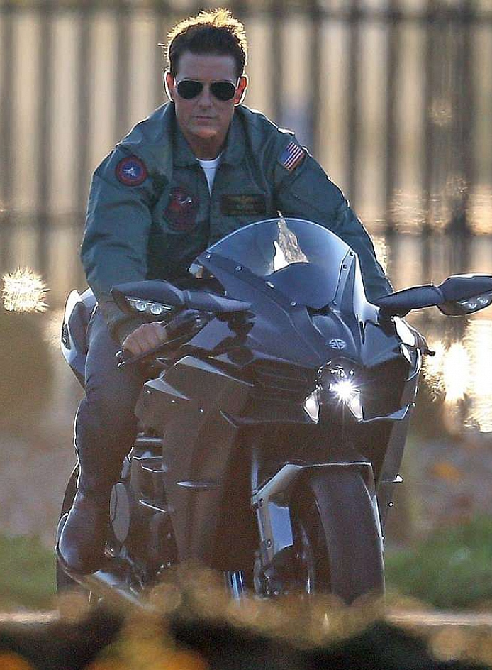 Top gun Blank Meme Template