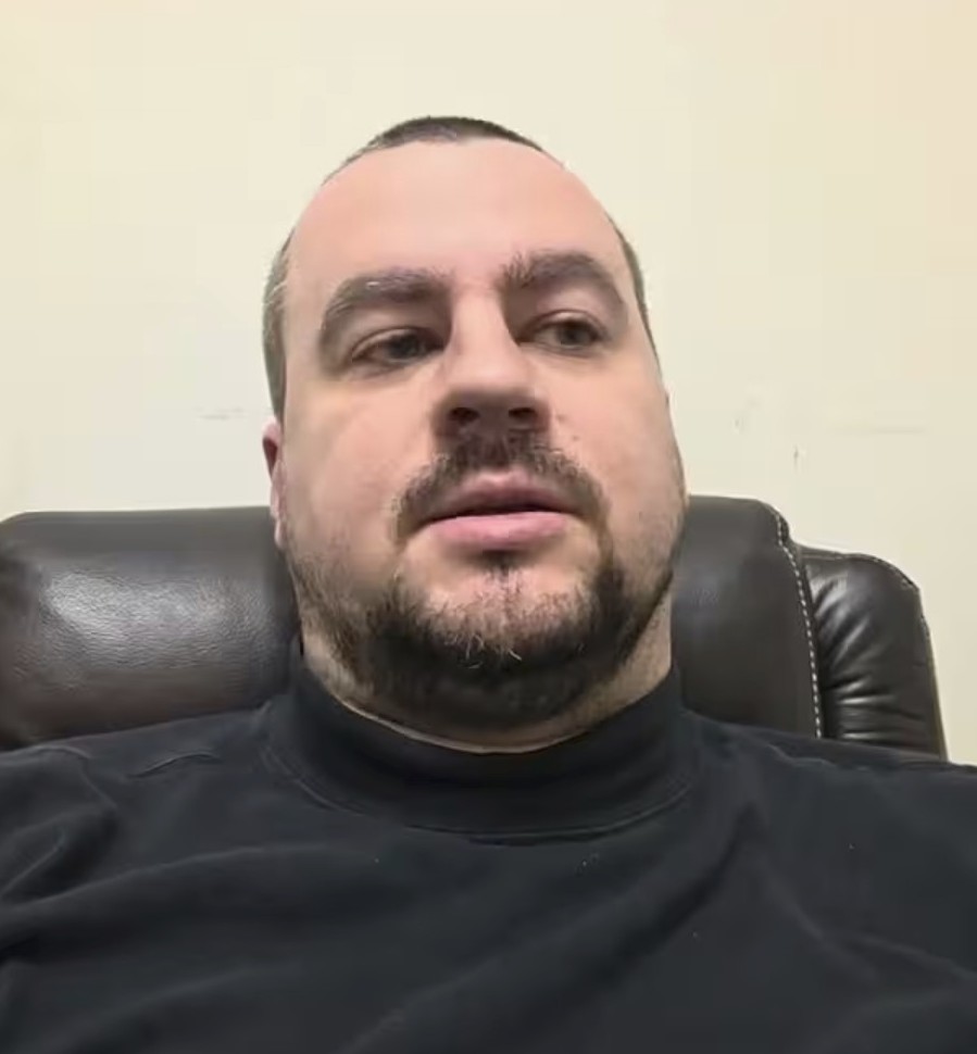 Fat Blank Meme Template