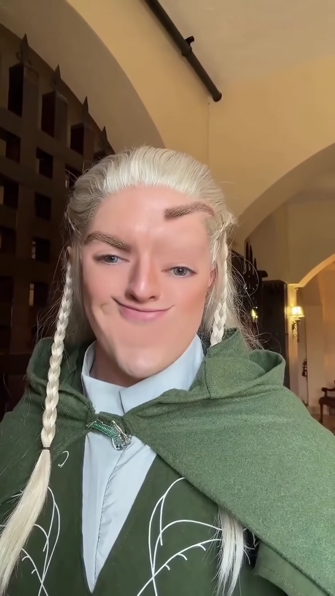 Clever Elf Blank Meme Template