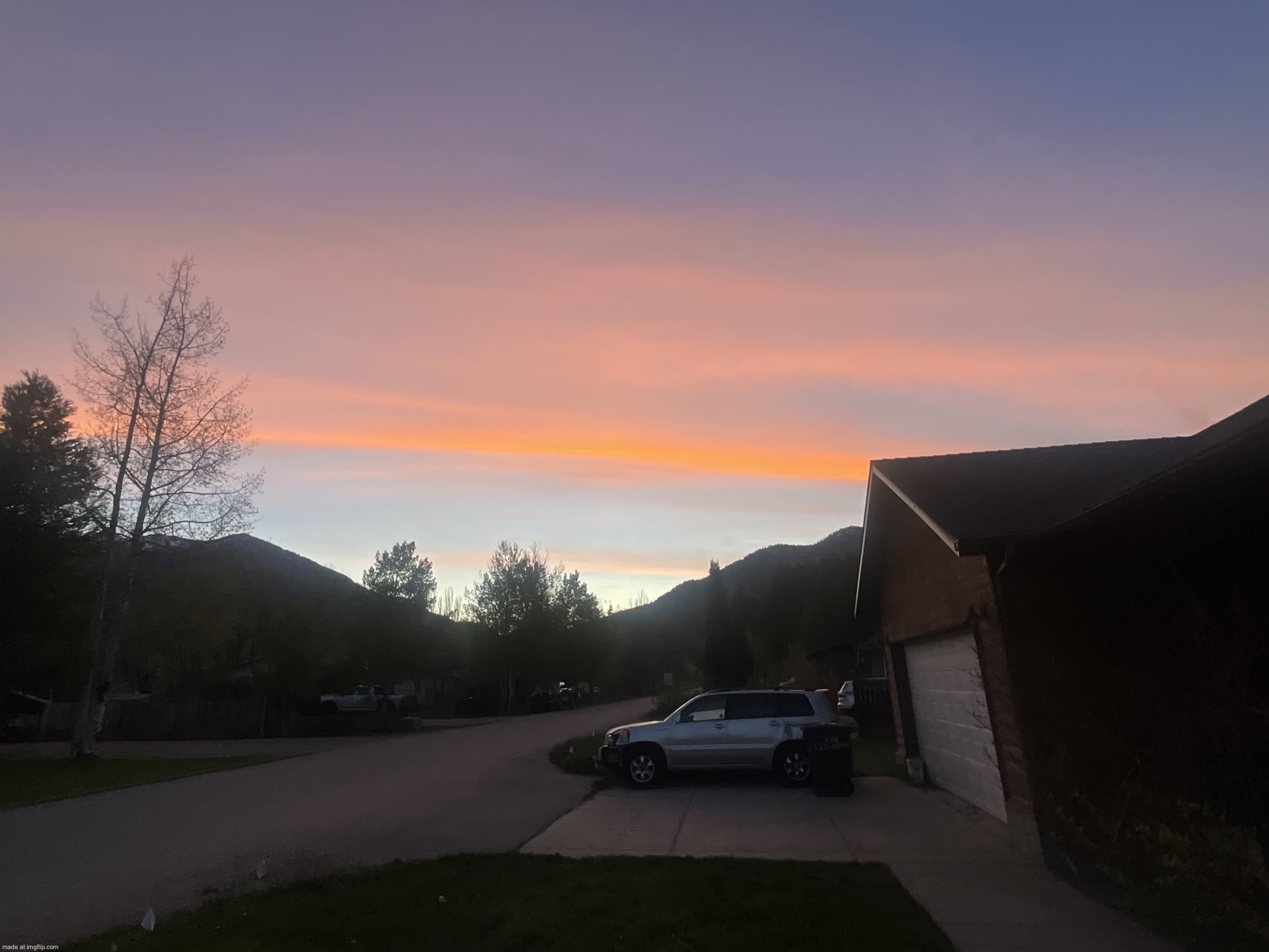 just went outside and took this photo, good morning everyone :3 | made w/ Imgflip meme maker