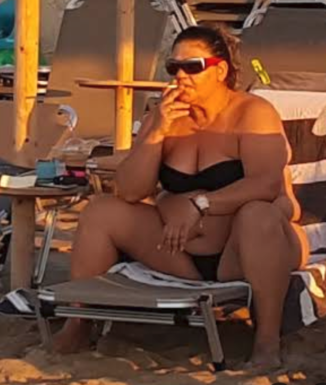 High Quality Beach Rosie OD Blank Meme Template