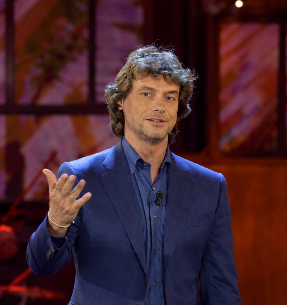 High Quality Alberto Angela Blank Meme Template
