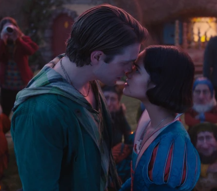 Trash Kiss Blank Meme Template