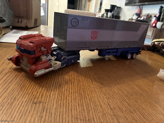 I discovered that TFONE Optimus Prime can work with the 86 Optimus Prime | image tagged in transformers,transformers g1 | made w/ Imgflip meme maker