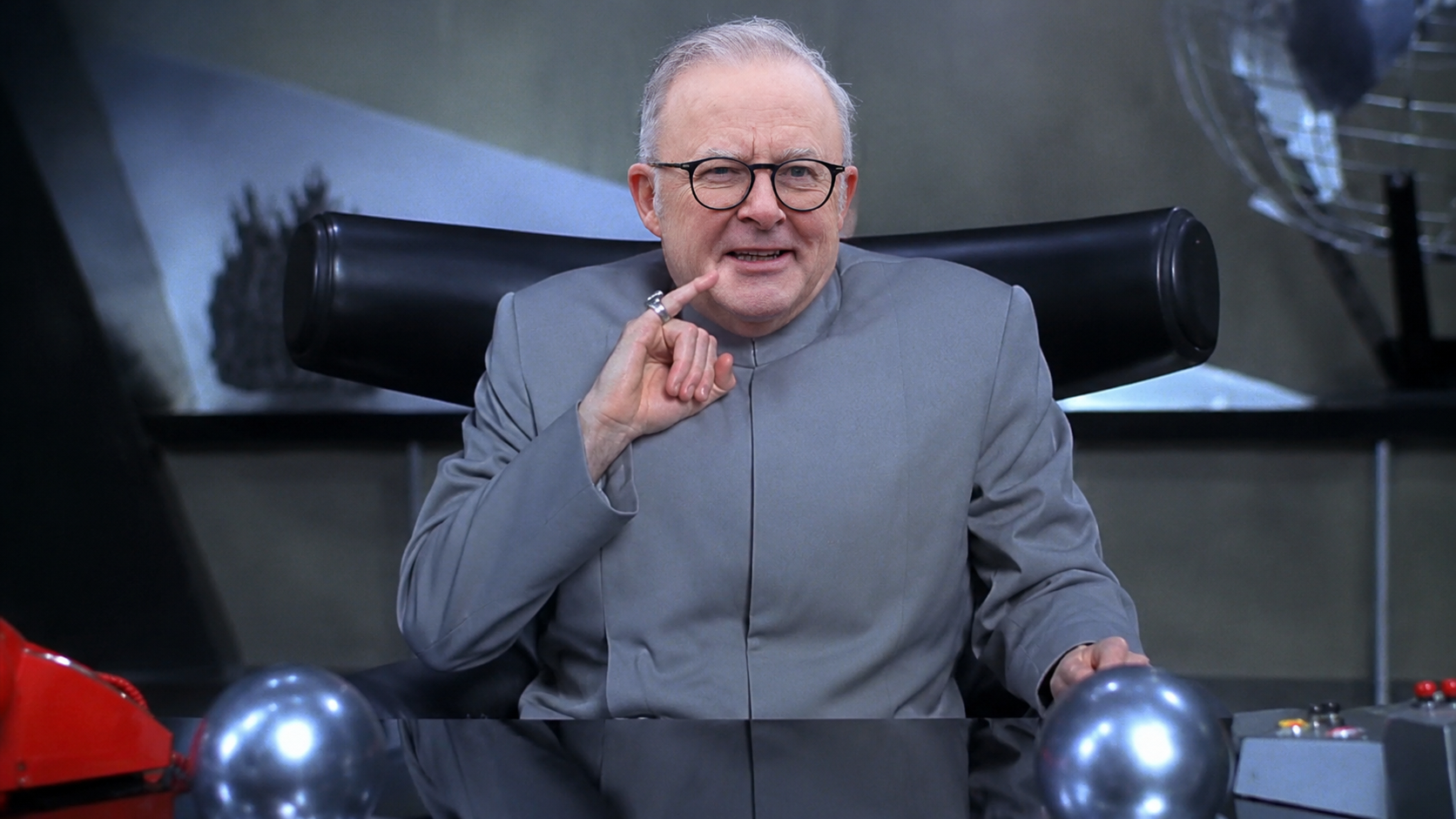 Albo Dr Evil Blank Meme Template