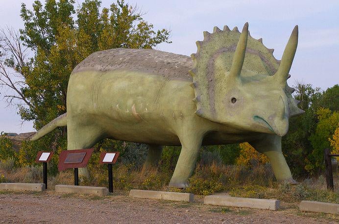 Farteratops Blank Meme Template